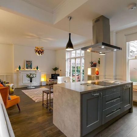 Host & Stay - All Saints Green Cottage NWI Exteriör bild