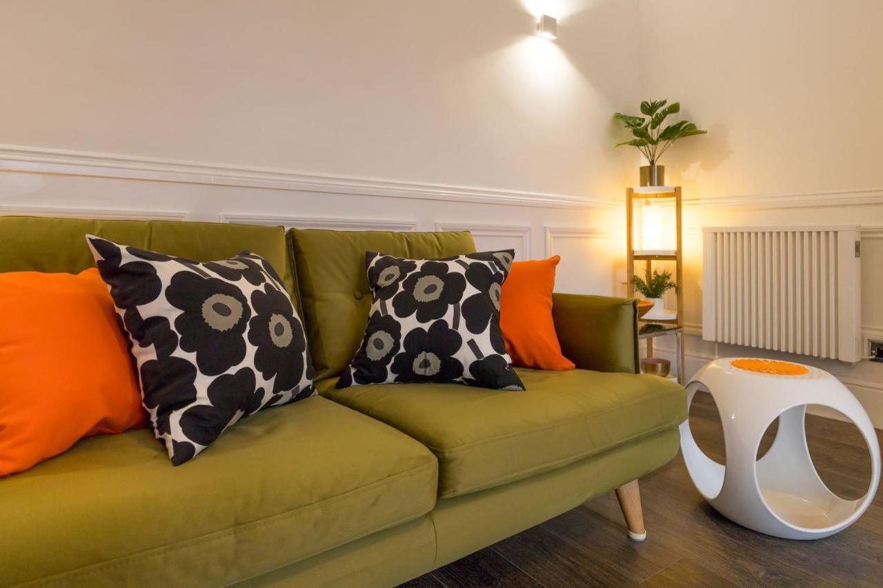 Host & Stay - All Saints Green Cottage NWI Exteriör bild