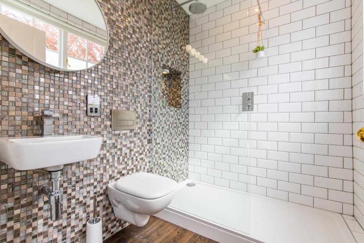 Host & Stay - All Saints Green Cottage NWI Exteriör bild